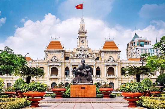 Vietnam South To North 10 Days Tour