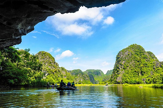 Bai Dinh Trang An Mua Cave